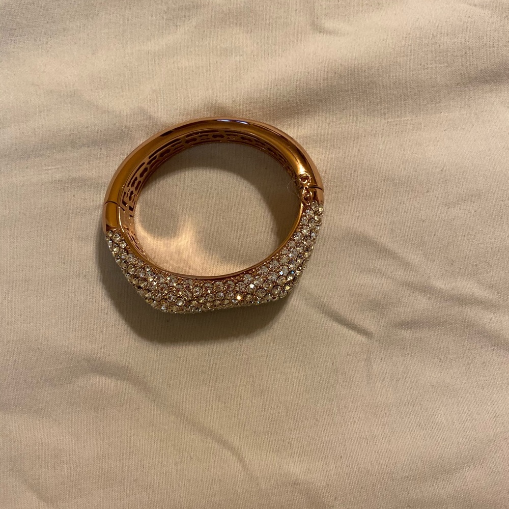 Akkad bangle